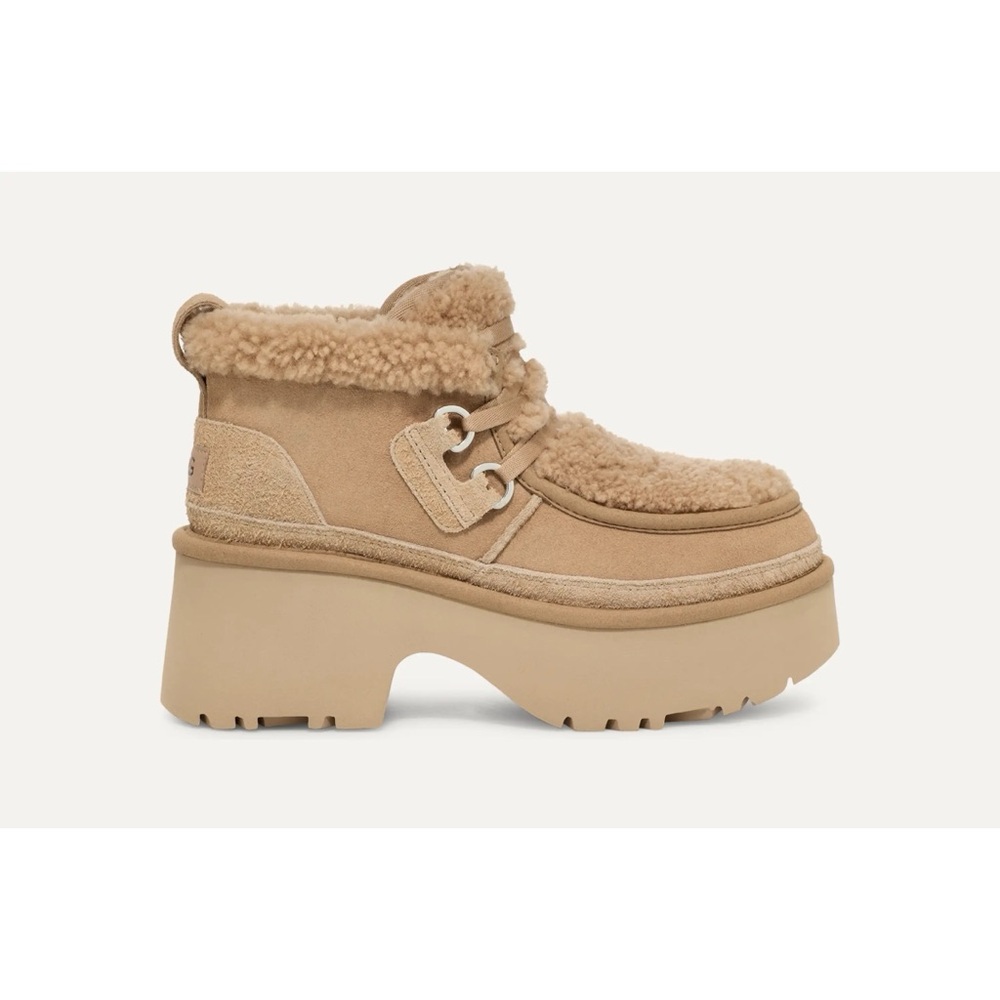 New UGG Women's Classic New Heights Lace Up Bootie Sz 10